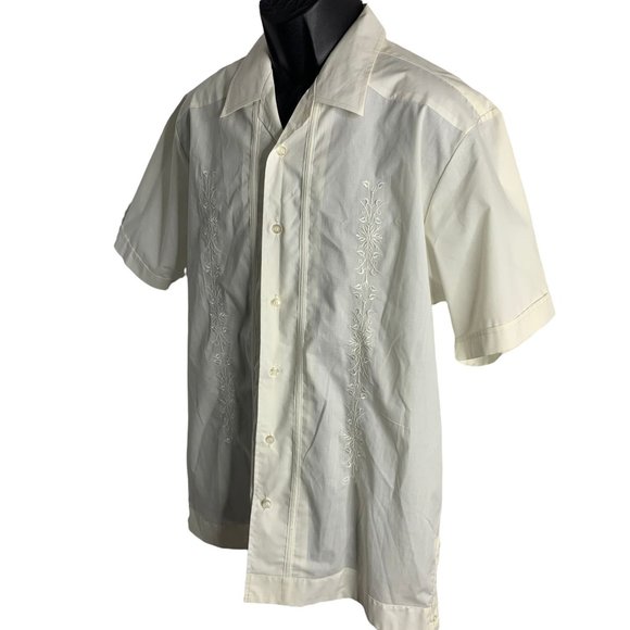 Monte Carlo Guayabera Shirt M Cream Button Up Embroidered Short Sleeves NEW - Picture 3 of 6